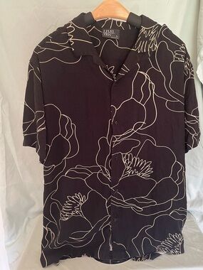 LEVEL TEN Black Short-Sleeve Floral Camp Collar Shirt